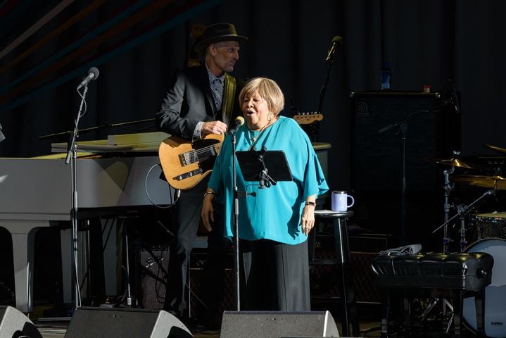 PHOTOS: Norah Jones with Mavis Staples live at Rose Music Center