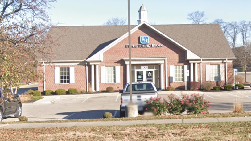 Fifth Third Bank branch at 1923 W. Dorothy Lane in Moraine