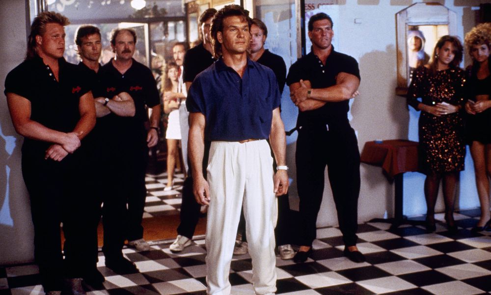 Patrick Swayze stars as a cool-headed barroom bouncer hired to clean up a rowdy Missouri tavern in 