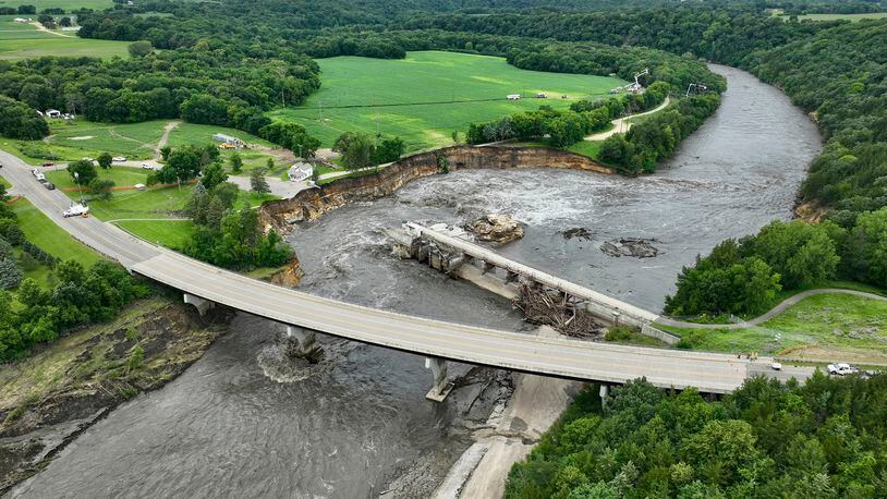 Floods Fail Area Around Wisconsin Dam, Triggers Evacuation