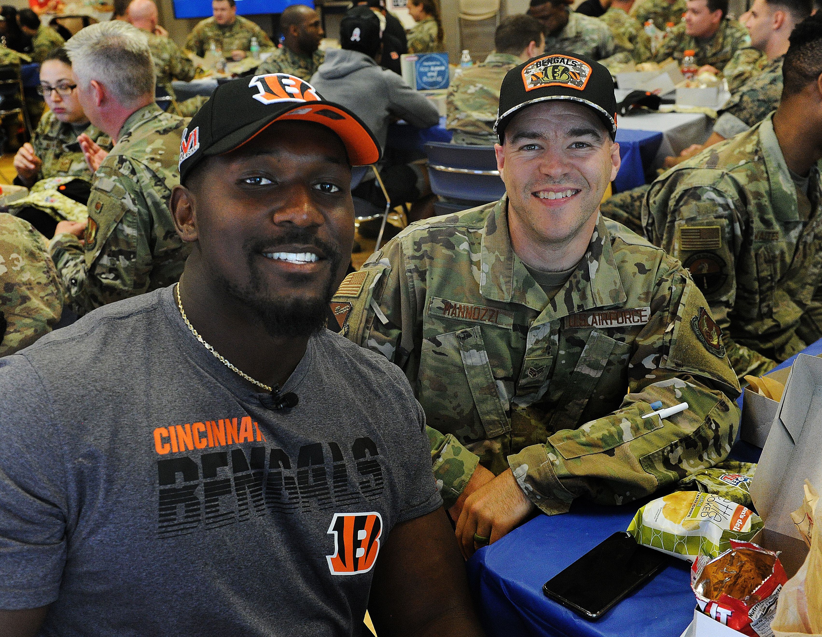 Cincinnati Bengals rookies visit WPAFB > Air Force Life Cycle Management  Center > Article Display