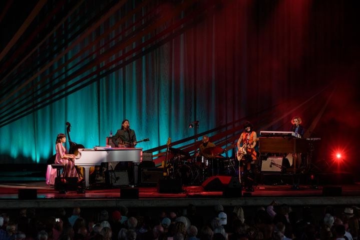 PHOTOS: Norah Jones with Mavis Staples live at Rose Music Center