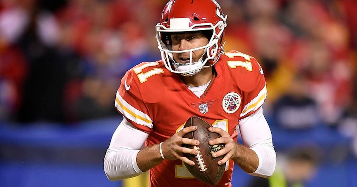 Chiefs' Andy Reid, Patrick Mahomes show support for QB Alex Smith