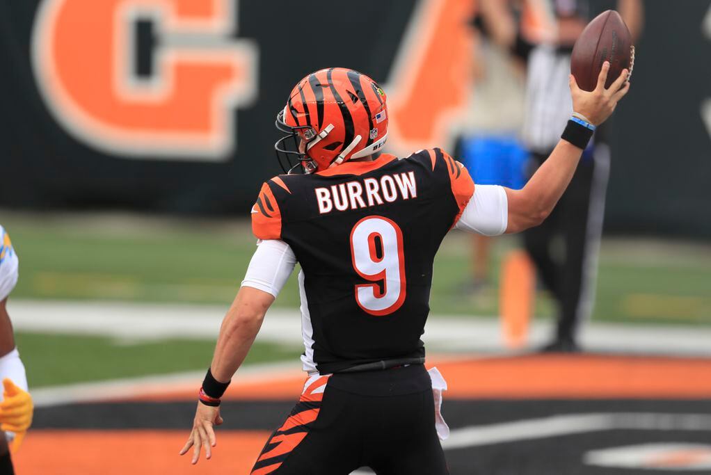 Cincinnati Bengals center Trey Hopkins works with students to help with  social justice initiatives