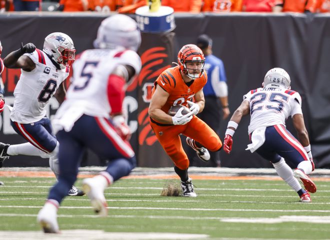 090824 Bengals vs Patriots football