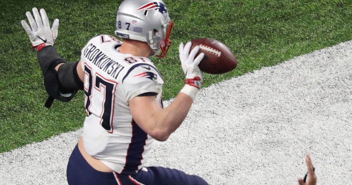 New England Patriots restructure Rob Gronkowski's contract for 2017, NFL  News