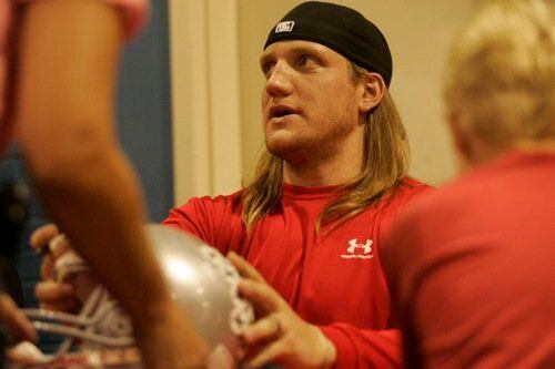 A.J. Hawk holds fundraiser