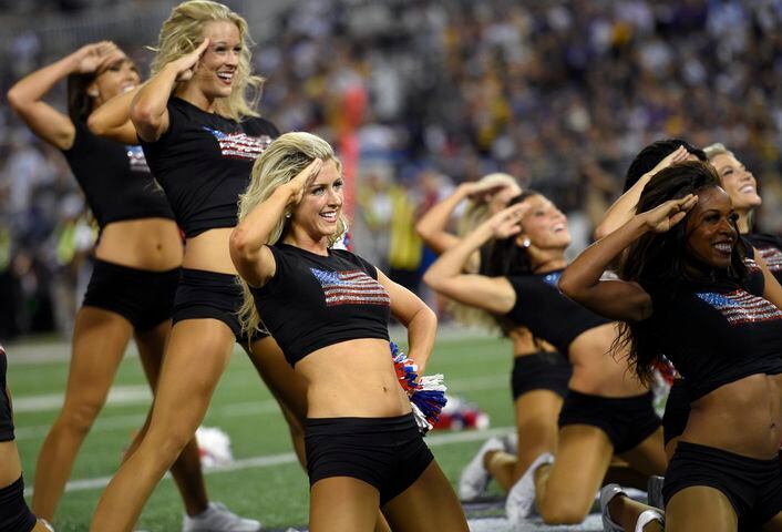 PHOTOS: NFL Cheerleaders Sept. 25