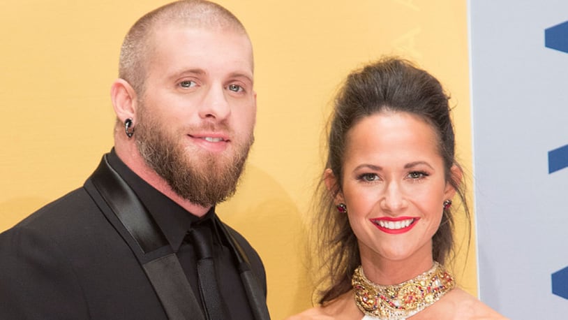 Country Singer Brantley Gilbert Marries Amber Cochran!: Photo