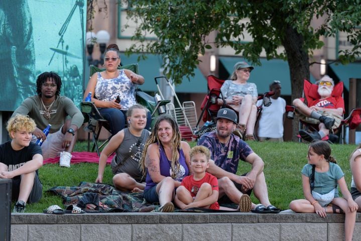 PHOTOS: Ron Artis II live at Levitt Pavilion