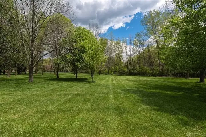 PHOTOS: Nearly $1M luxury home on market near Centerville