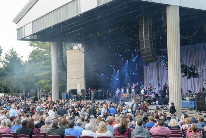 PHOTOS: Joe Bonamassa live at Fraze Pavilion