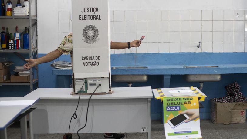 A man votes in municipal elections in Rio de Janeiro, Sunday, Oct. 6, 2024. (AP Photo/Bruna Prado)