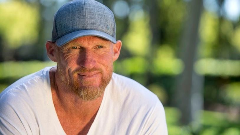 Todd Marinovich plays his first professional football game in 17 years