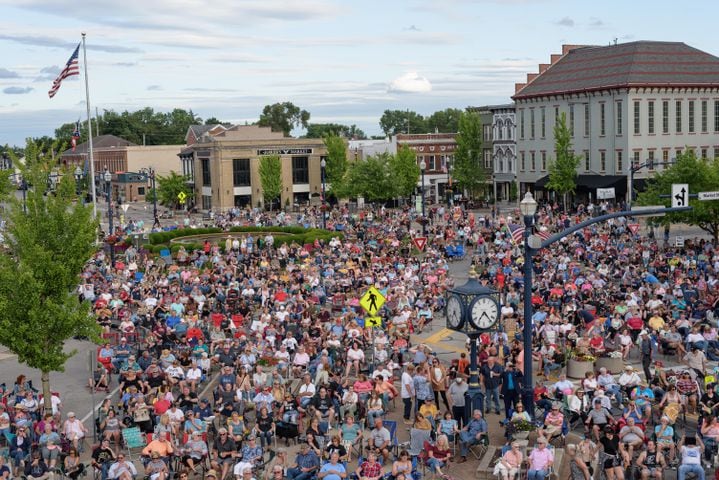 PHOTOS: Come Together – A Rooftop Beatles Tribute live in downtown Troy