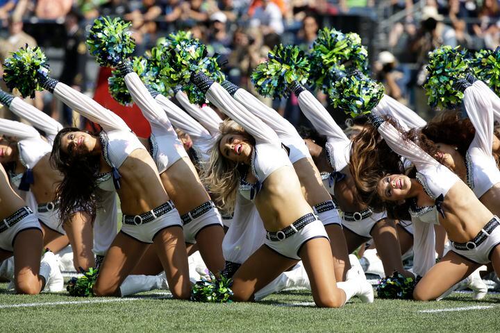 PHOTOS: NFL Cheerleaders Sept. 25