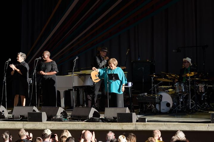 PHOTOS: Norah Jones with Mavis Staples live at Rose Music Center