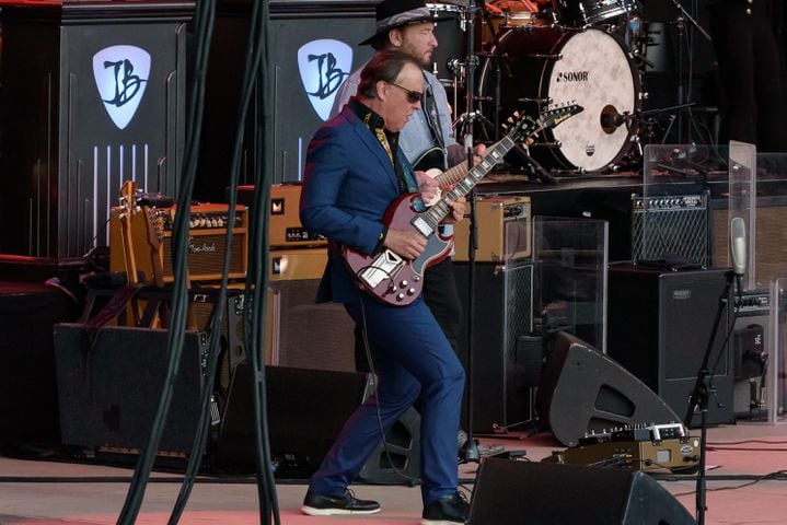 PHOTOS: Joe Bonamassa live at Fraze Pavilion