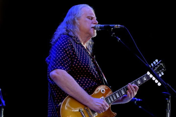 PHOTOS: Warren Haynes Band live at Rose Music Center