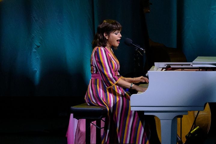 PHOTOS: Norah Jones with Mavis Staples live at Rose Music Center