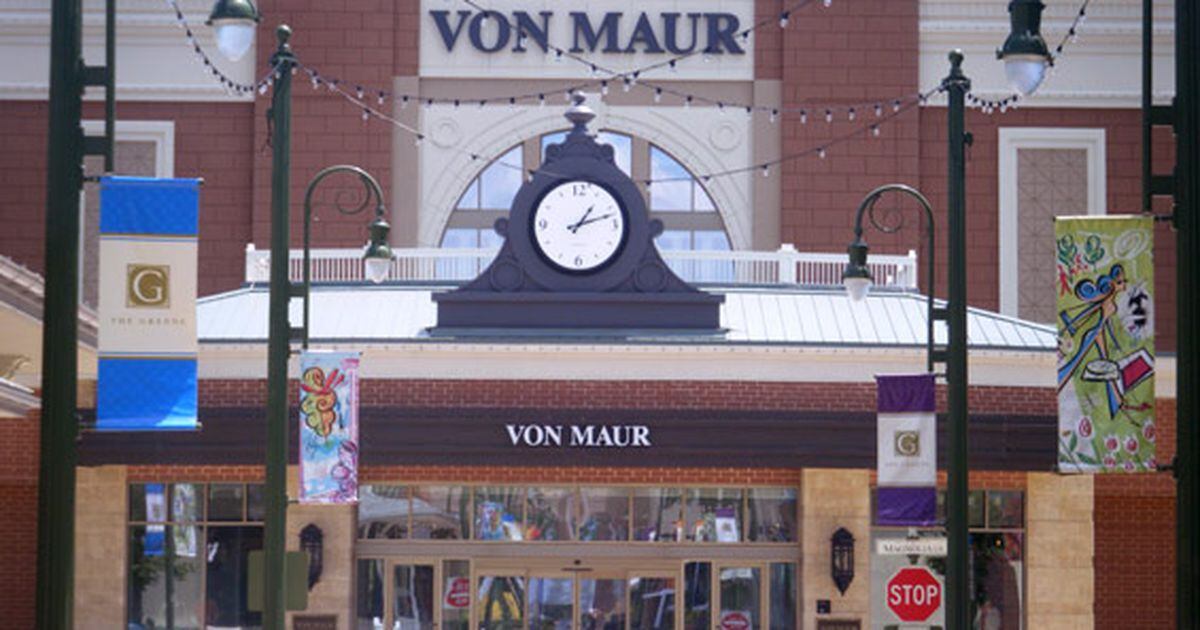 Von Maur took liking to location