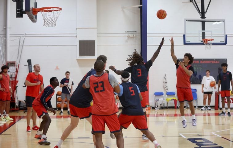 Dayton preseason practice