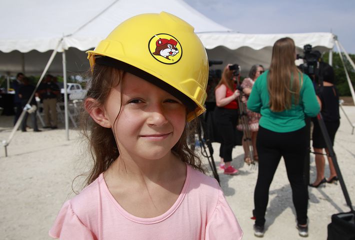 Buc-ee's Groundbreaking SNS