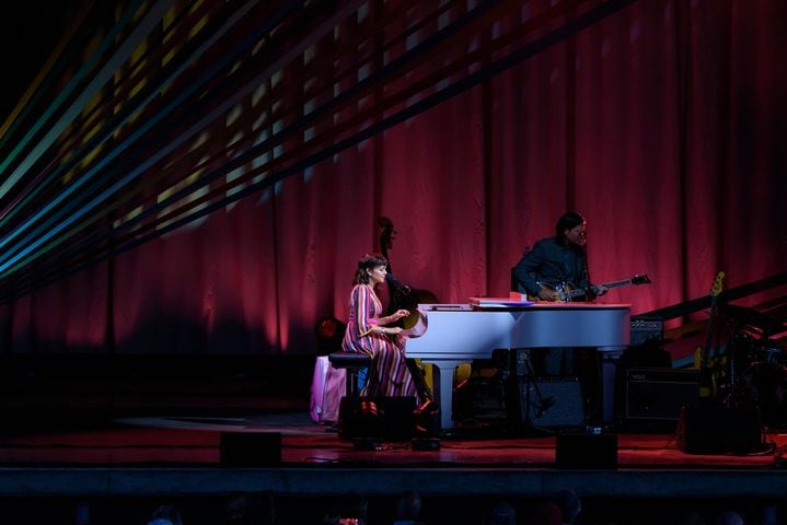 PHOTOS: Norah Jones with Mavis Staples live at Rose Music Center