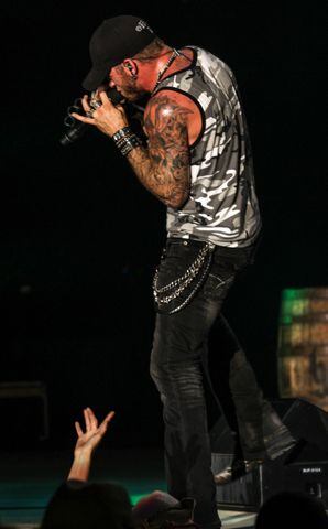 Brantley Gilbert at Country Concert '14