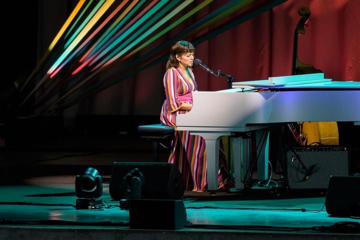 PHOTOS: Norah Jones with Mavis Staples live at Rose Music Center