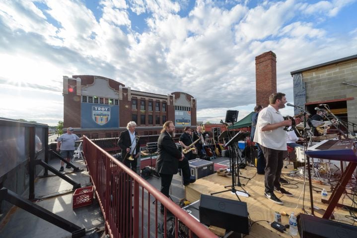 PHOTOS: Come Together – A Rooftop Beatles Tribute live in downtown Troy