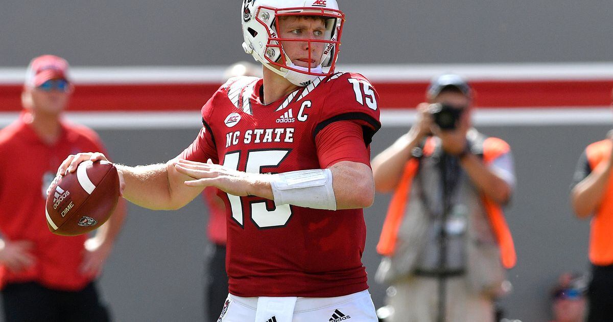 CINCINNATI, OH - SEPTEMBER 29: Former NFL quarterback Ryan