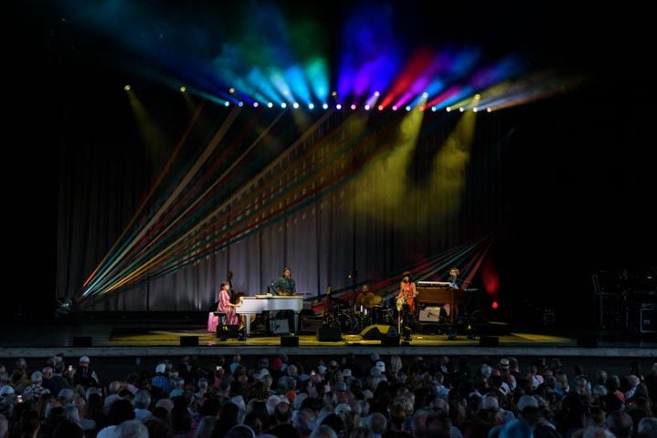 PHOTOS: Norah Jones with Mavis Staples live at Rose Music Center