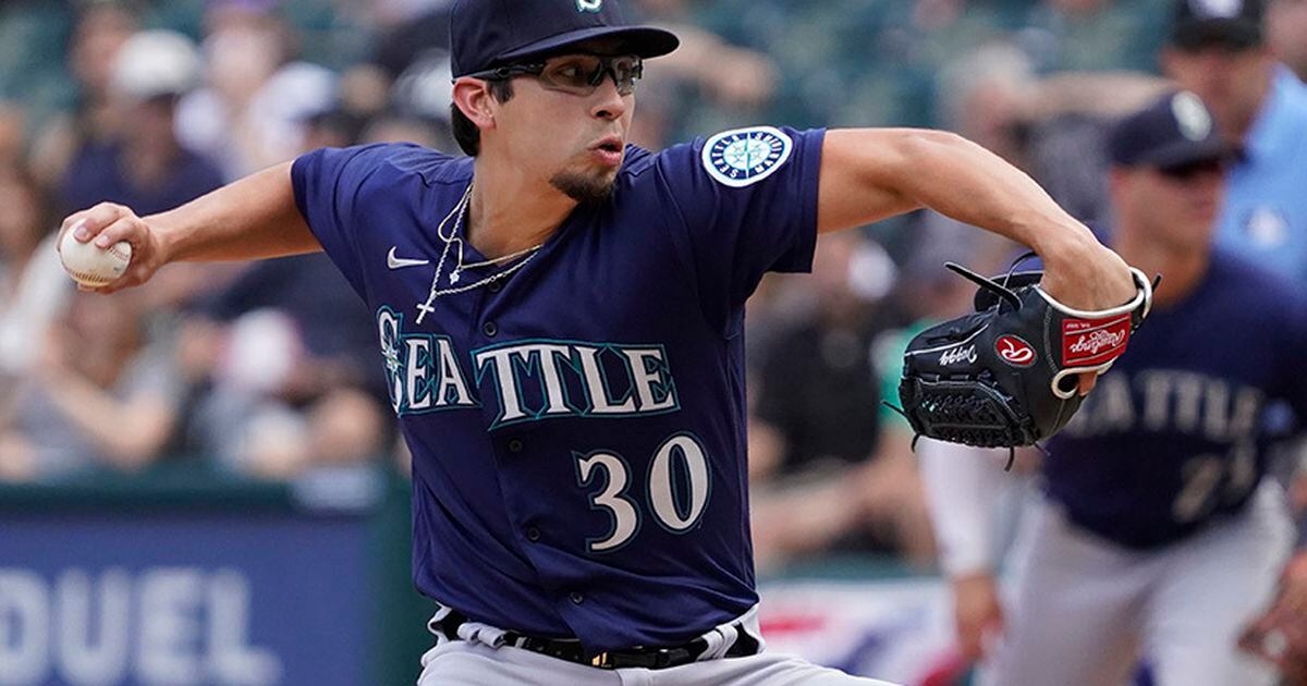 Who is the newest Seattle Mariners pitcher Robert Dugger?
