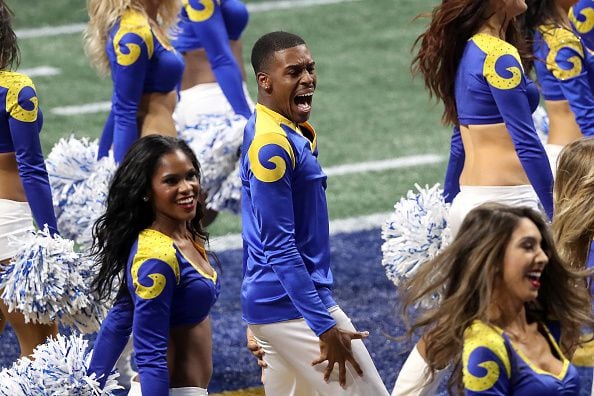 Male cheerleaders make history at Super Bowl