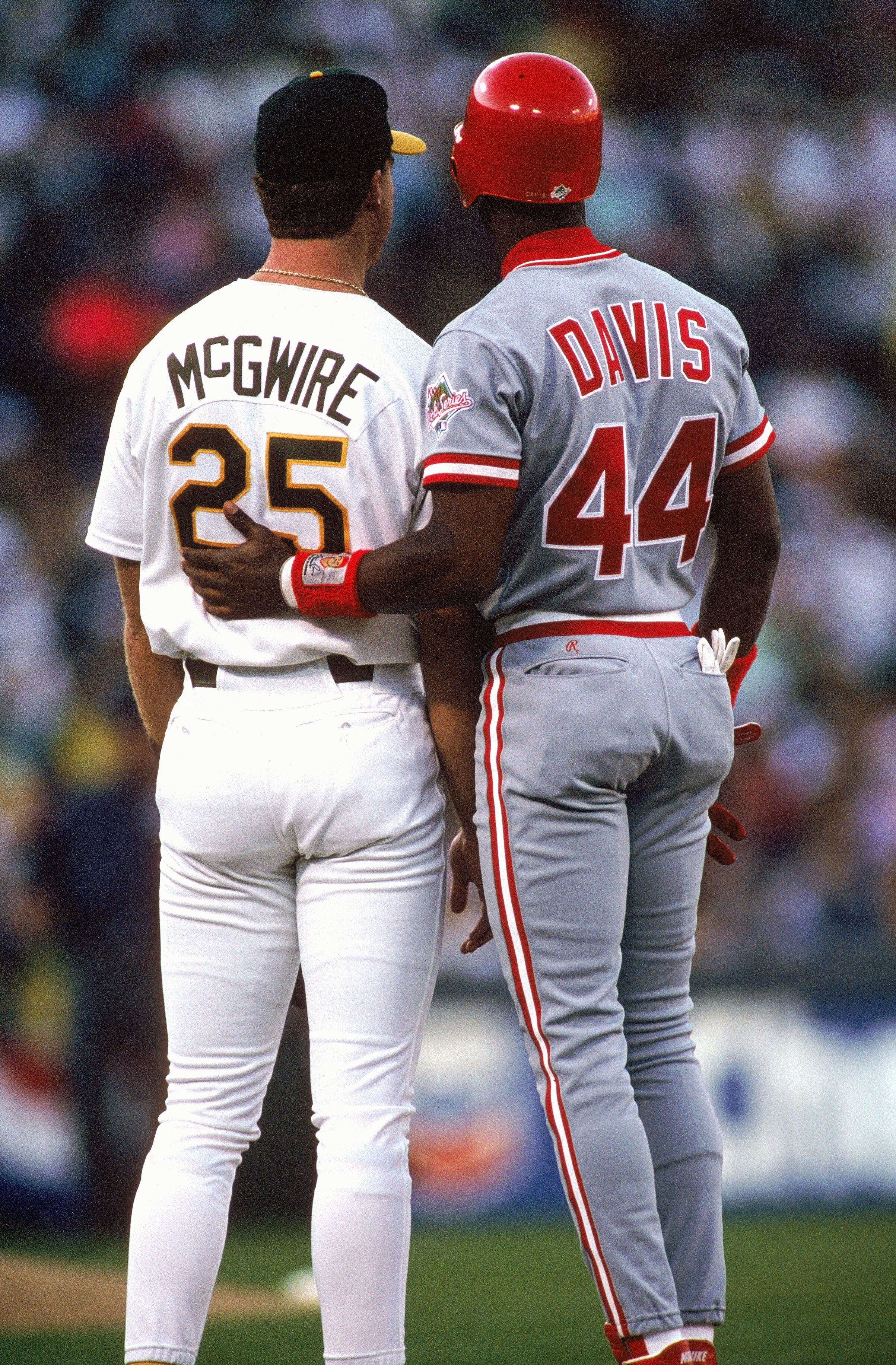 Cincinnati Reds on X: 1990 Team Photo. #ThrowbackThursday #whiff   / X