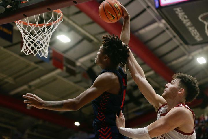 Dayton vs. Saint Joseph's