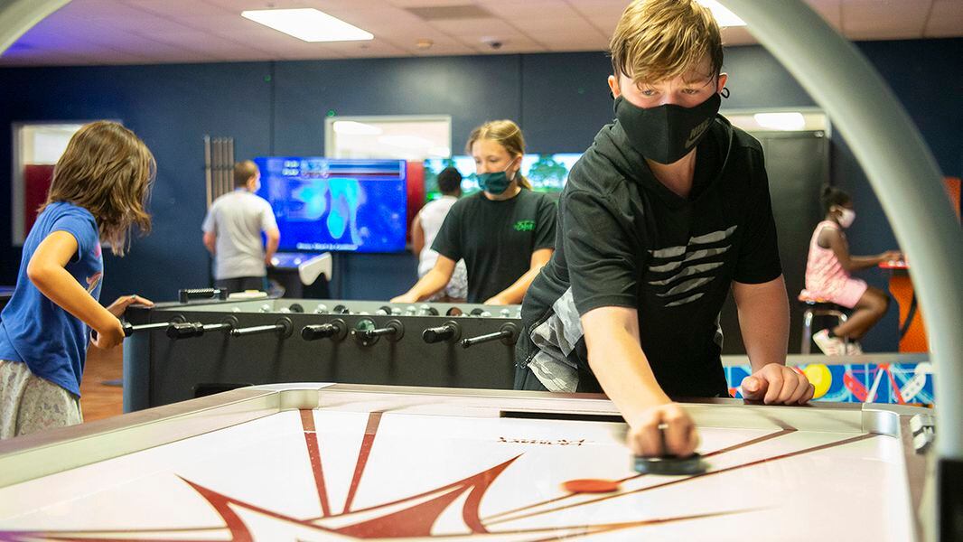 Prairies Youth Center At Wpafb Has New Game Room