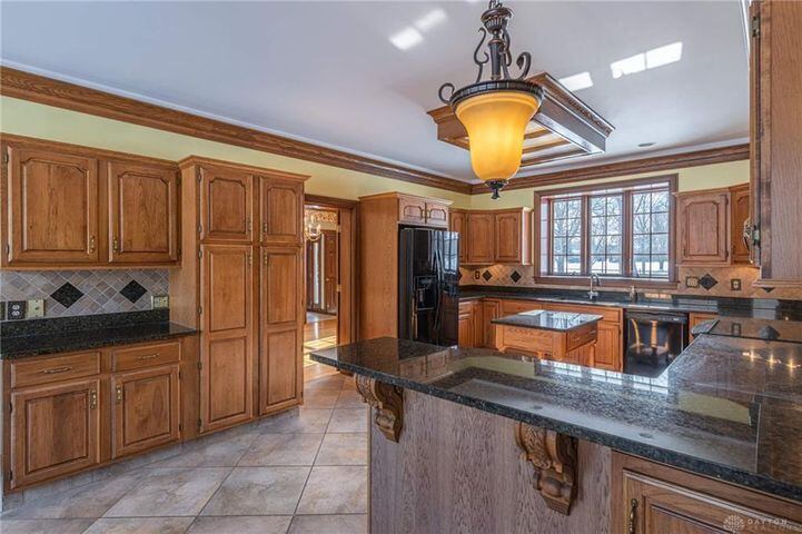 PHOTOS: Nearly $1M luxury home on market near Centerville