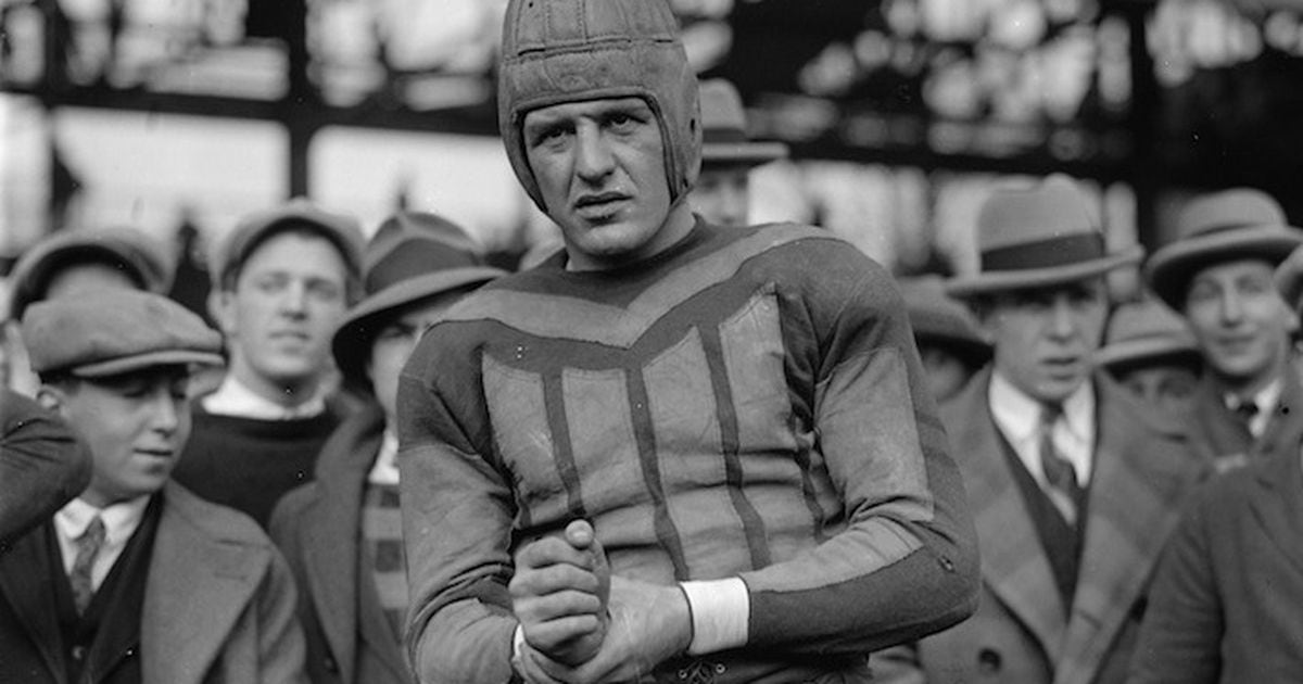 red grange bears jersey