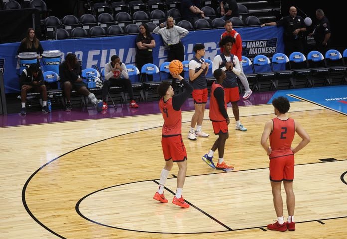 Dayton practices for NCAA tournament