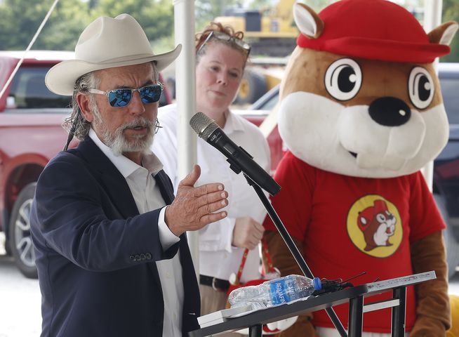 Buc-ee's Groundbreaking SNS