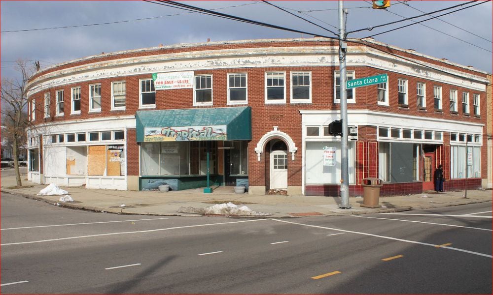 The 14,000-square-foot, art-deco building with a curving front at 1921 to 1931 N. Main St., near the intersection of Santa Clara and Victor avenues. Montgomery County records photo