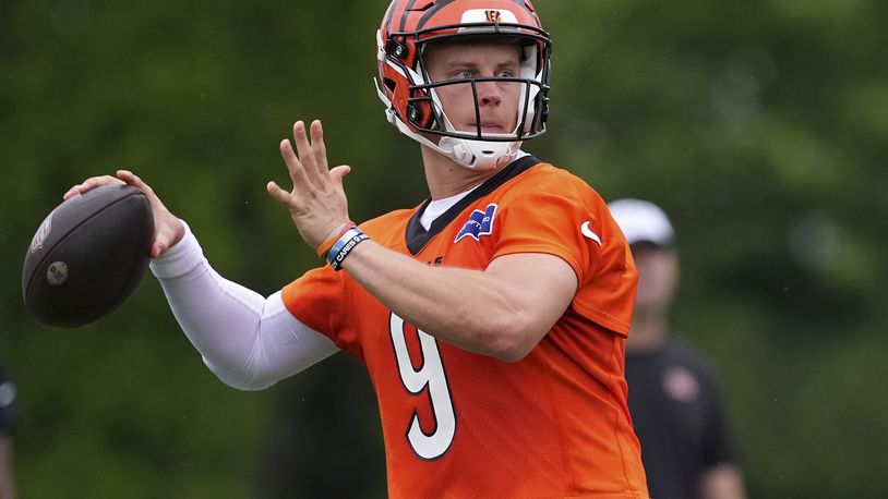 Cincinnati Bengals quarterback Joe Burrow throws during the team's NFL football training camp Sunday, July 28, 2024, in Cincinnati. (AP Photo/Kareem Elgazzar)