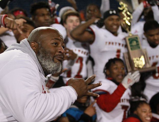 PHOTOS: Trotwood-Madison vs. Mansfield Senior, D-III state football championship