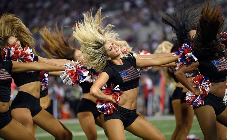 NFL cheerleaders take the field - Week 2