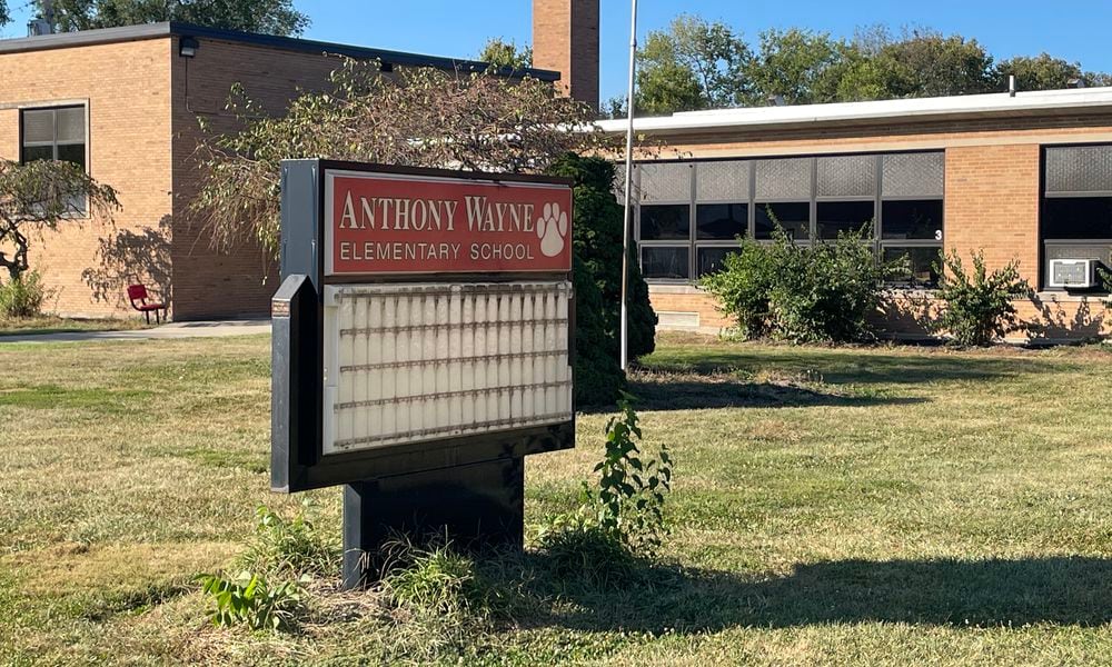 Franklins board of education approved a measure Monday night to sell for closed Anthony Wayne Elementary School at a public auction. NICK BLIZZARD/STAFF PHOTO