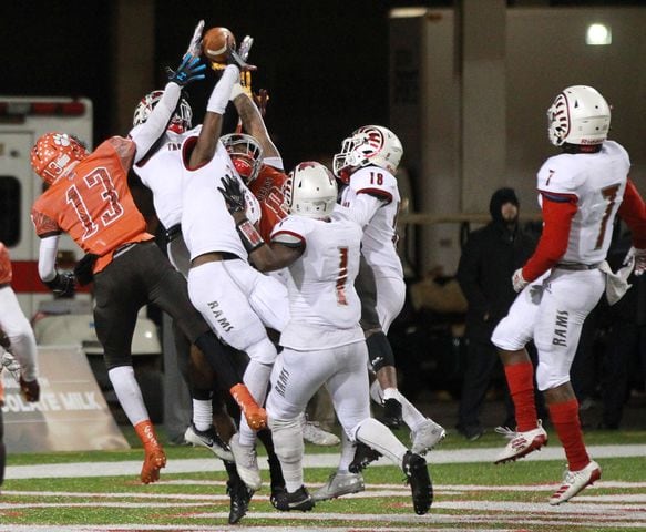 PHOTOS: Trotwood-Madison vs. Mansfield Senior, D-III state football championship