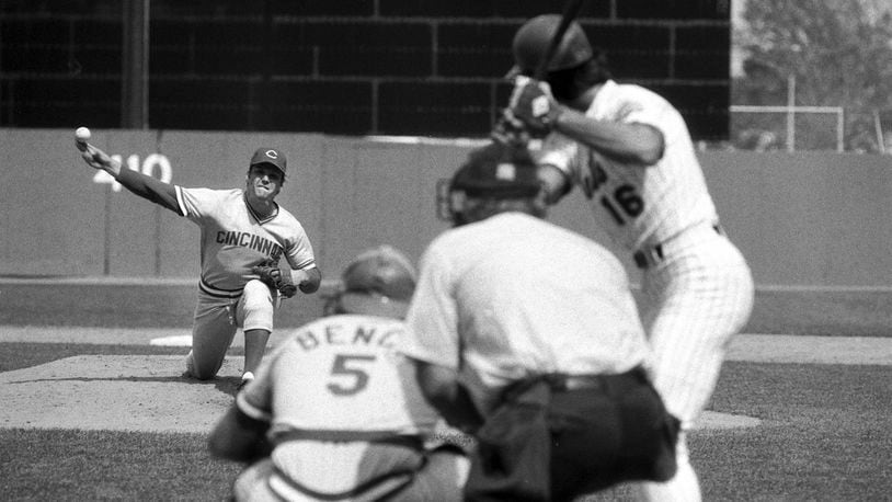 Baseball Hall of Famer Tom Seaver Dies at 75 - WSJ