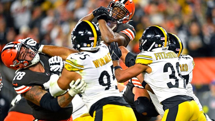 Steelers still eyeing playoffs as Browns visit in finale